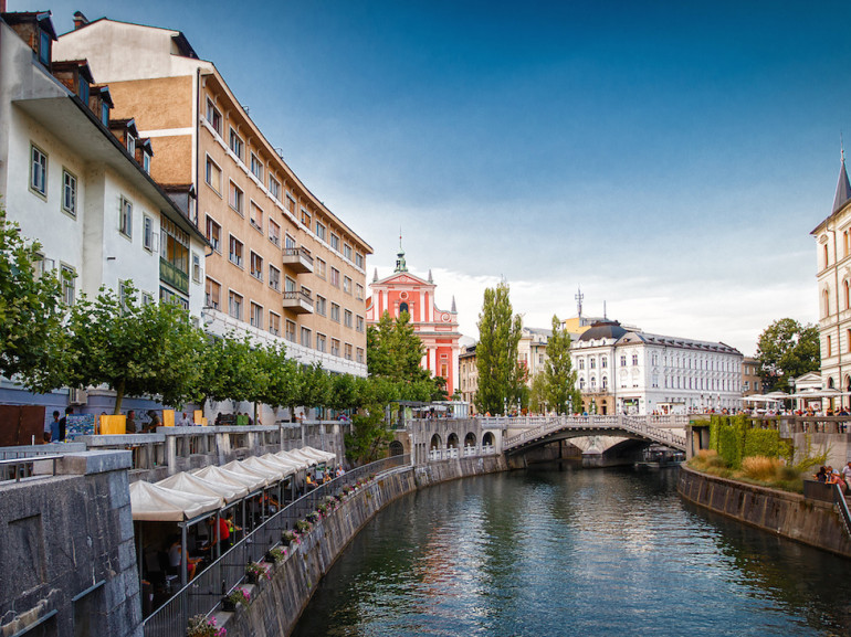 Ljubljana cruzó por su río