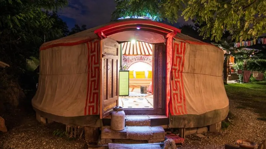 Experimente una estancia alternativa en yurta, una antigua vivienda tradicional mongola